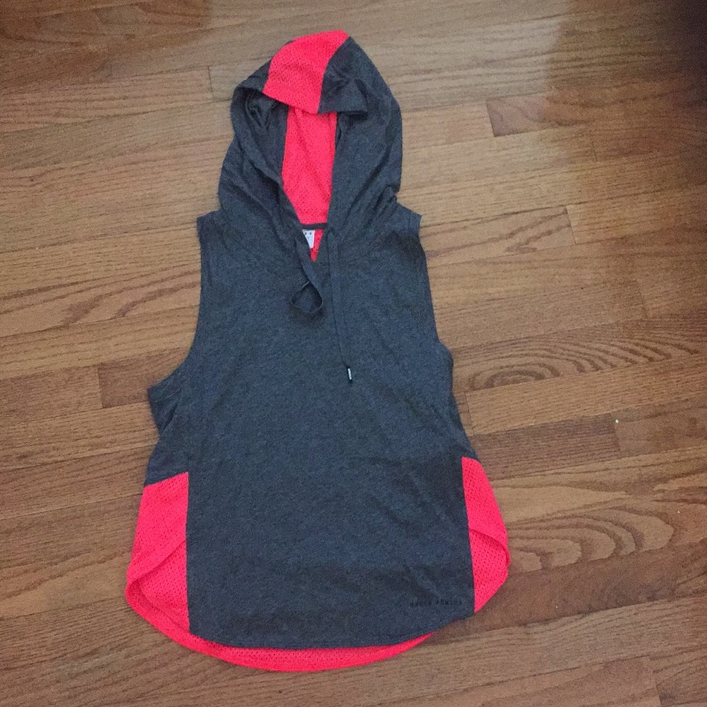 Women’s Underarmour Workout Tank